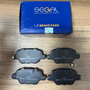 لنت عقب لیفان ۸۲۰ سگال